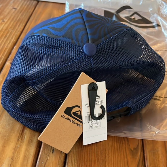 Boys Quicksilver 8-16  Emu Coop Trucker Hat - Picture 7 of 8